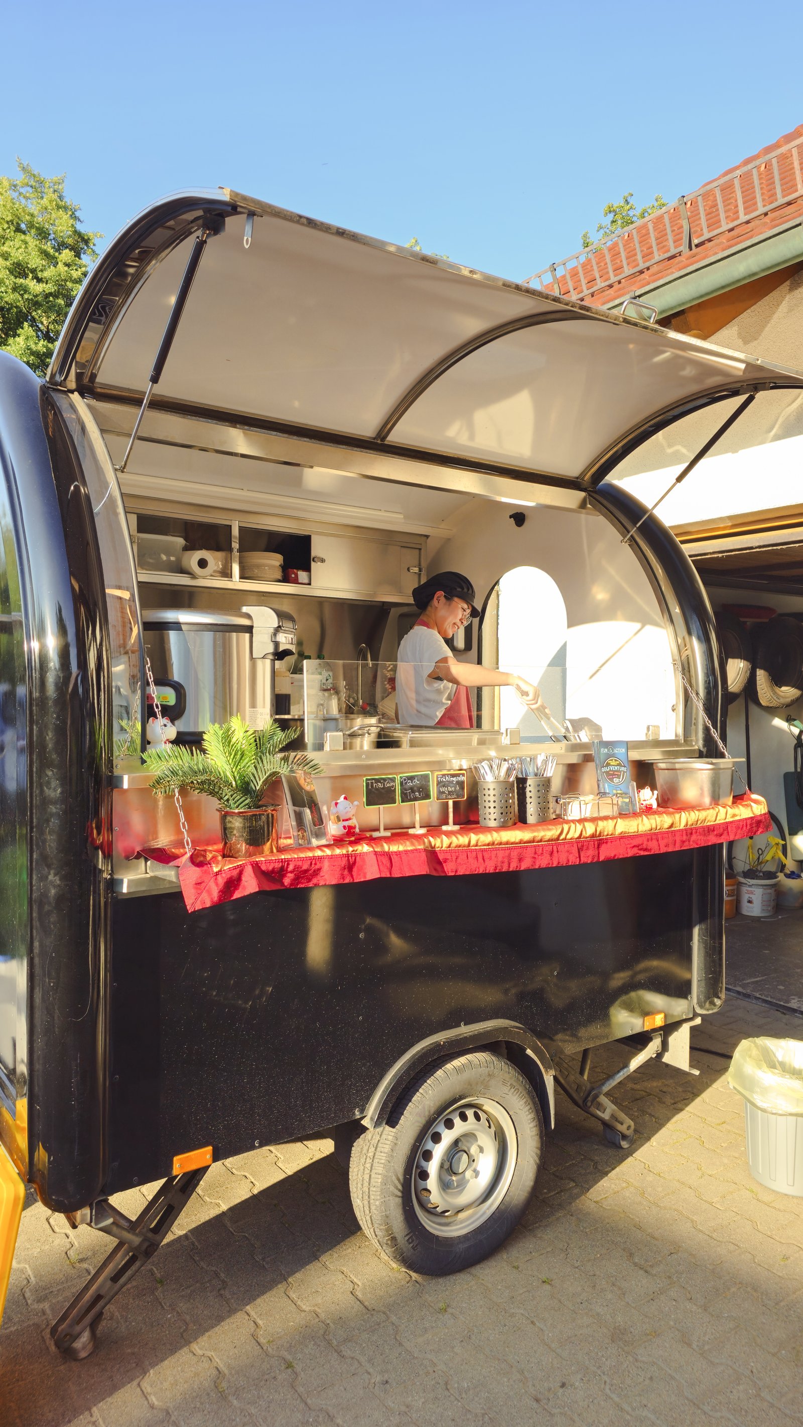 Unser kleiner Foodtruck, kompakt im Einsatz
