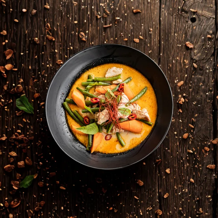 Panang Thai Curry mit Karotten und grünen Bohnen
